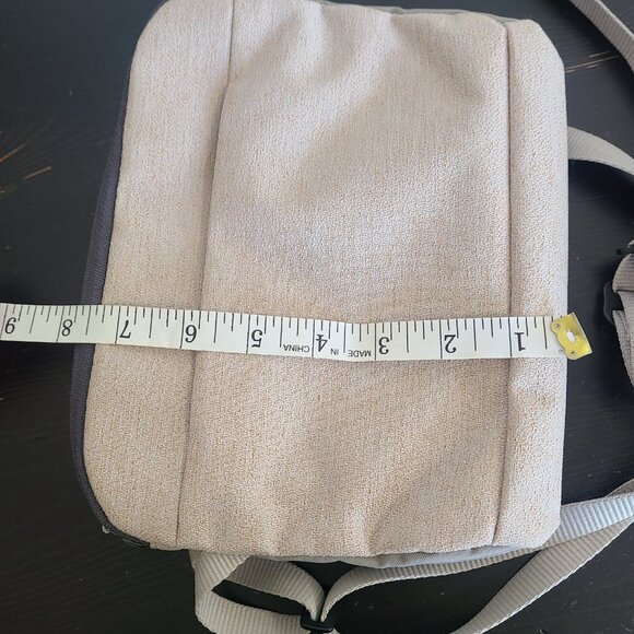 Bellroy City Pouch Plus Gray Crossbody Bag - Picture 5 of 12